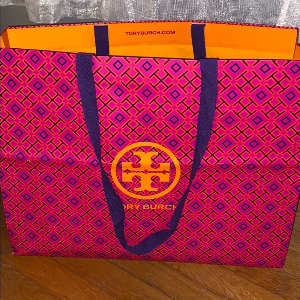 Tote - Picture 4 of 4